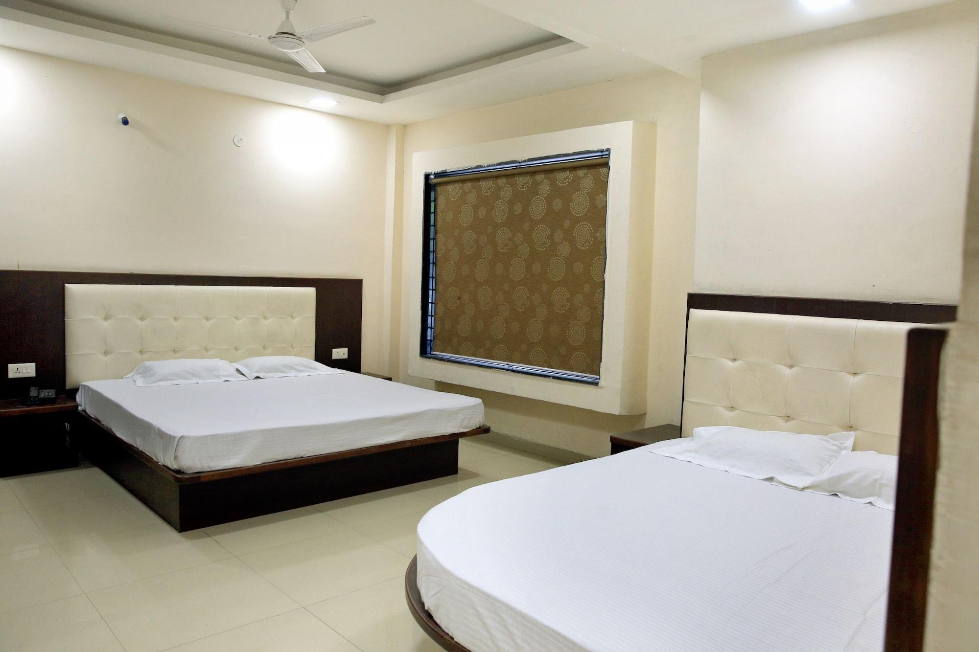Habitación Shri Ramkrishna Baag Hotel