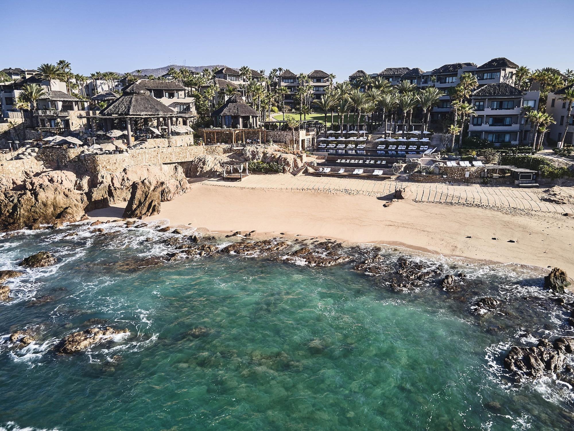 Playa Esperanza, Auberge Collection