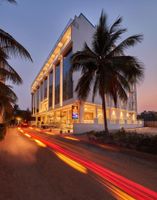 Alojamiento - Shivas Galaxy Hotel