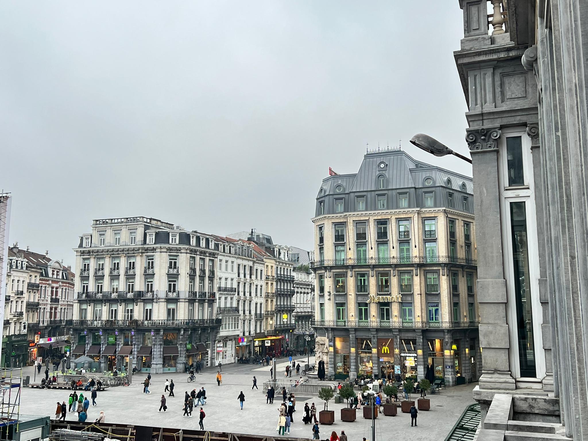 Vista Exterior La Bourse Hotel