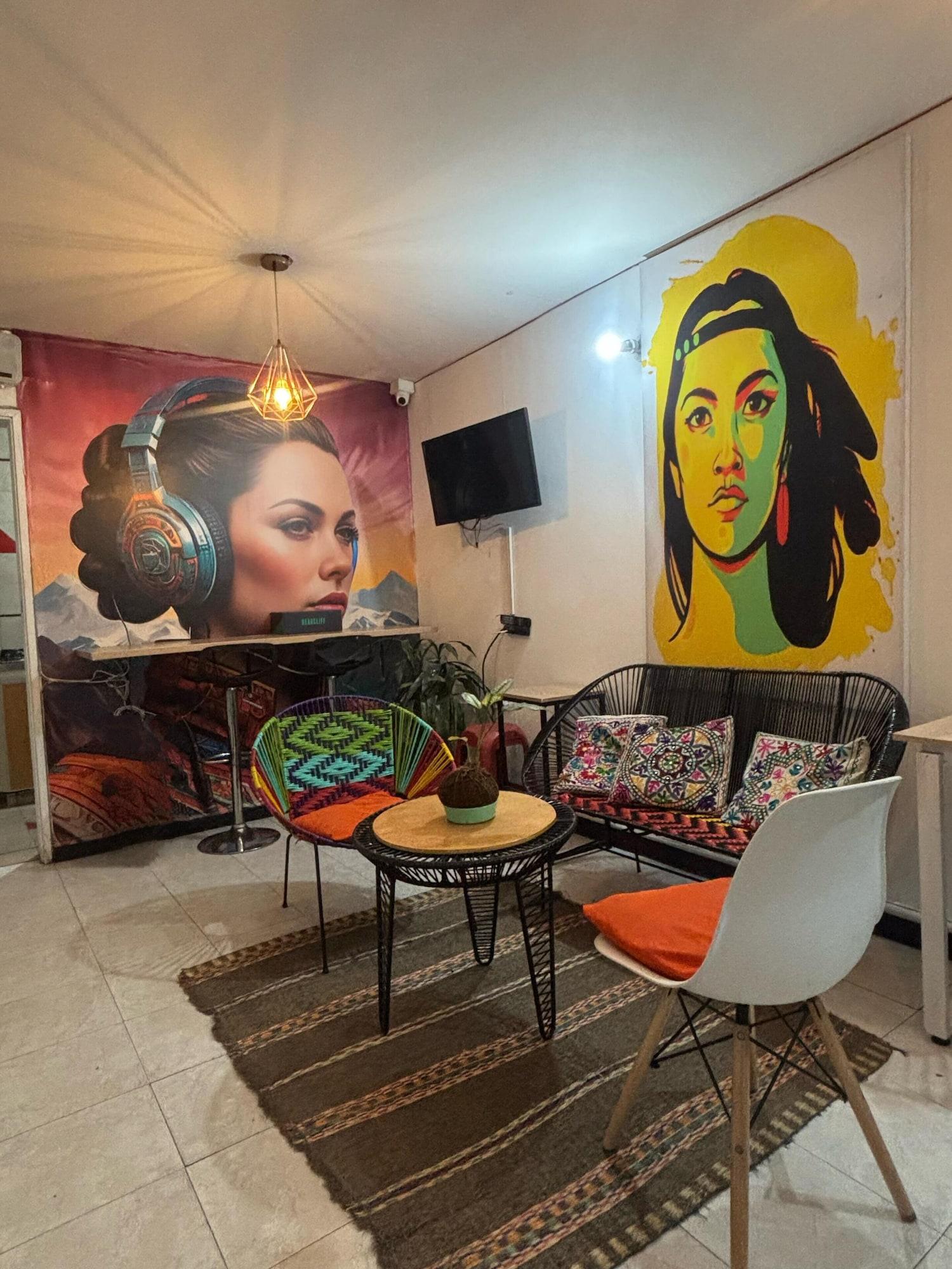 Varios Kuyay Hostel