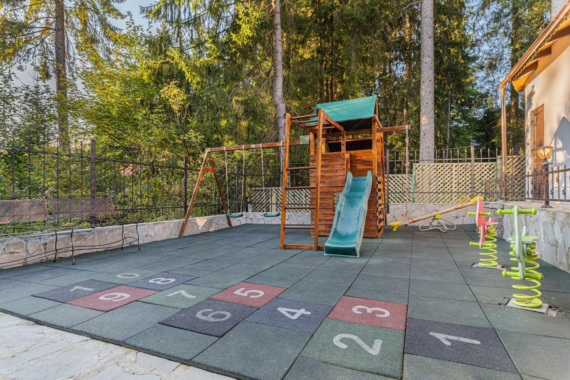 Instalaciones Recreativas Pensiunea Hilltop