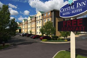 Alojamiento - Crystal Inn Hotel & Suites Midvalley