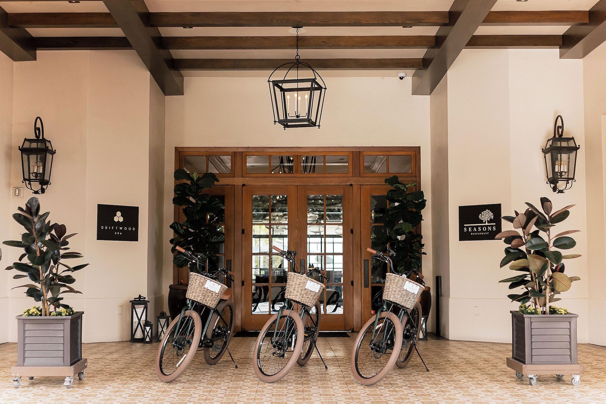 Vista Lobby Four Seasons Residence Club Aviara, North San Diego