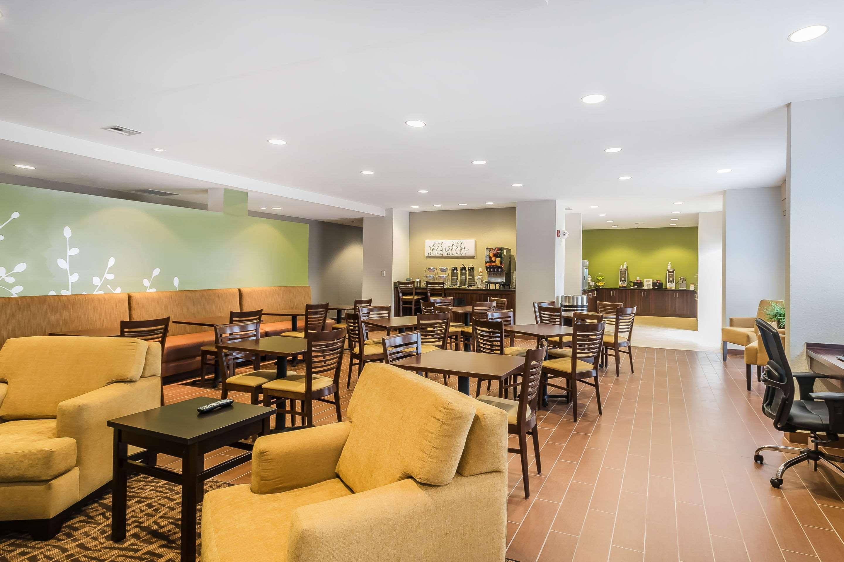 Restaurant Sleep Inn & Suites