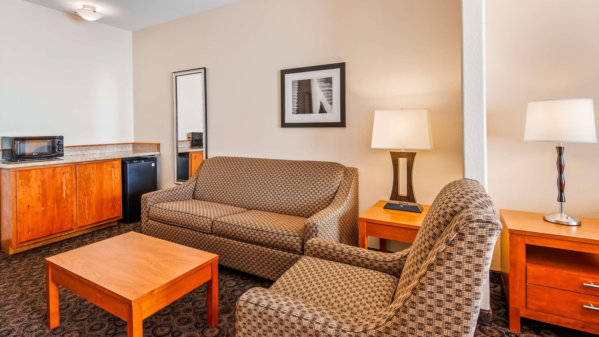 Vista Lobby Best Western Plus Rose City Conference Center Inn