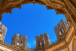 Actividad - Excursión a Batalha, Nazaré, Alcobaça y Óbidos