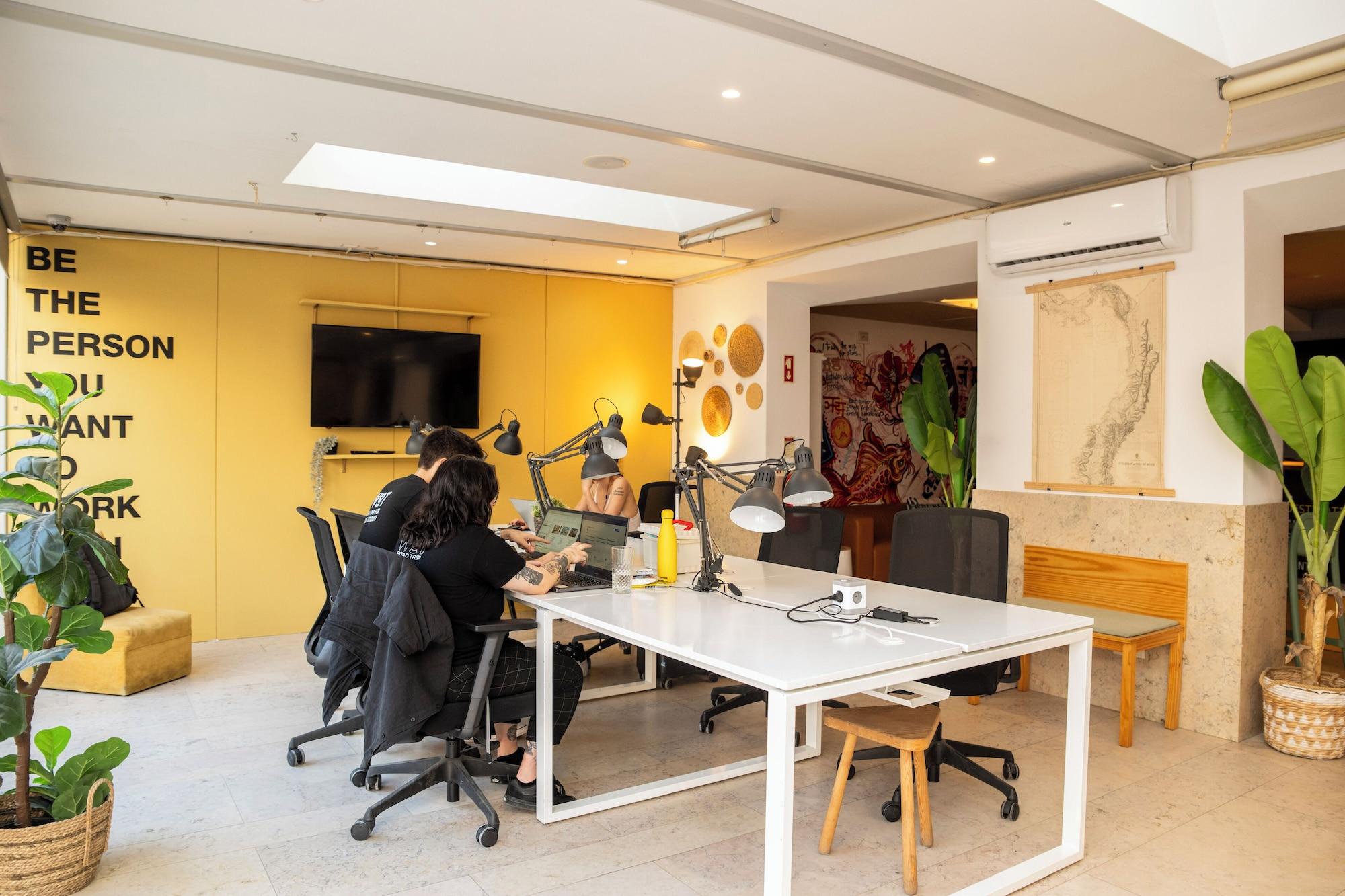 Vista Exterior WOT New Lisbon Social