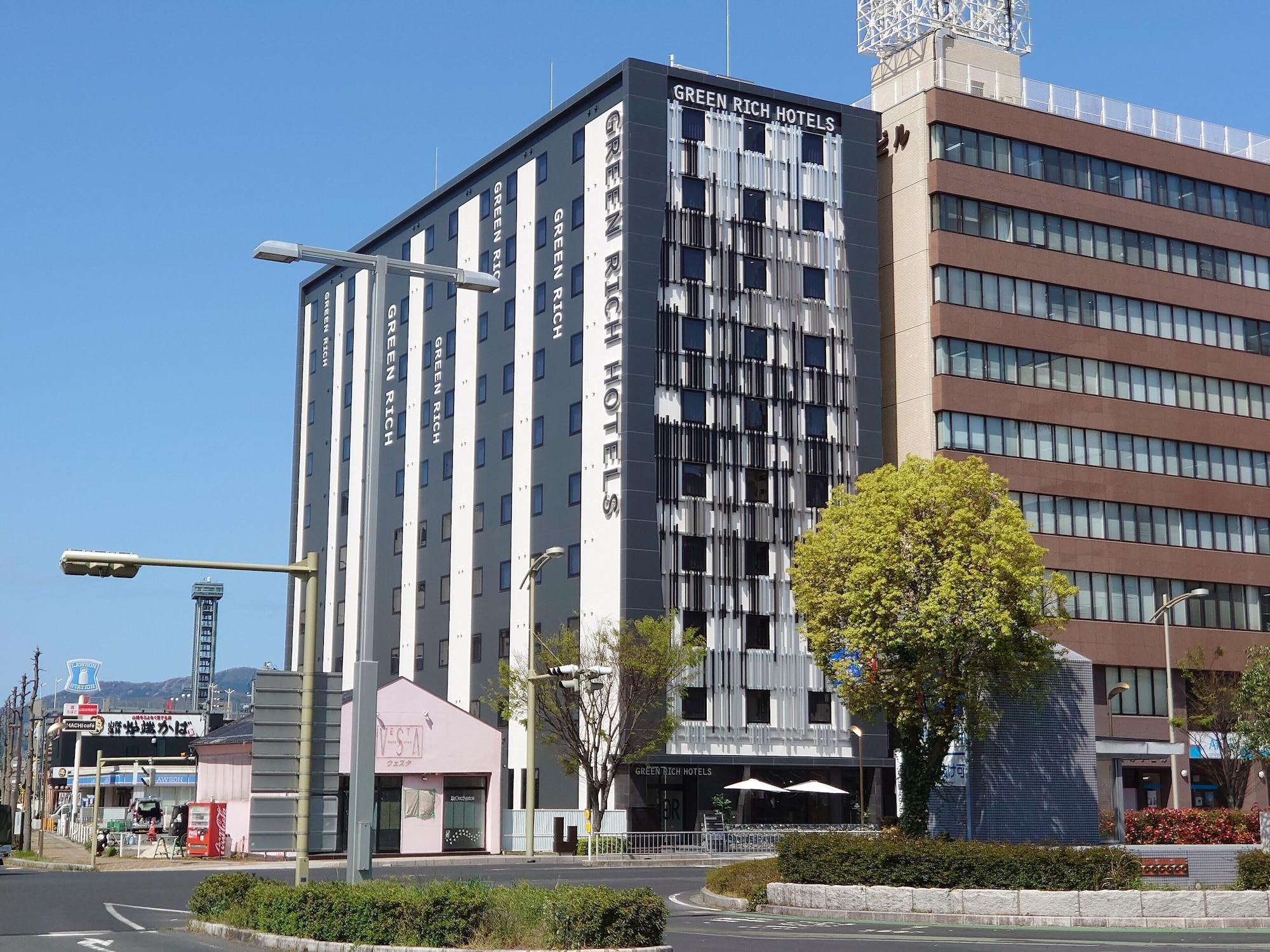 Varios Green Rich Hotel Matsue eki Across