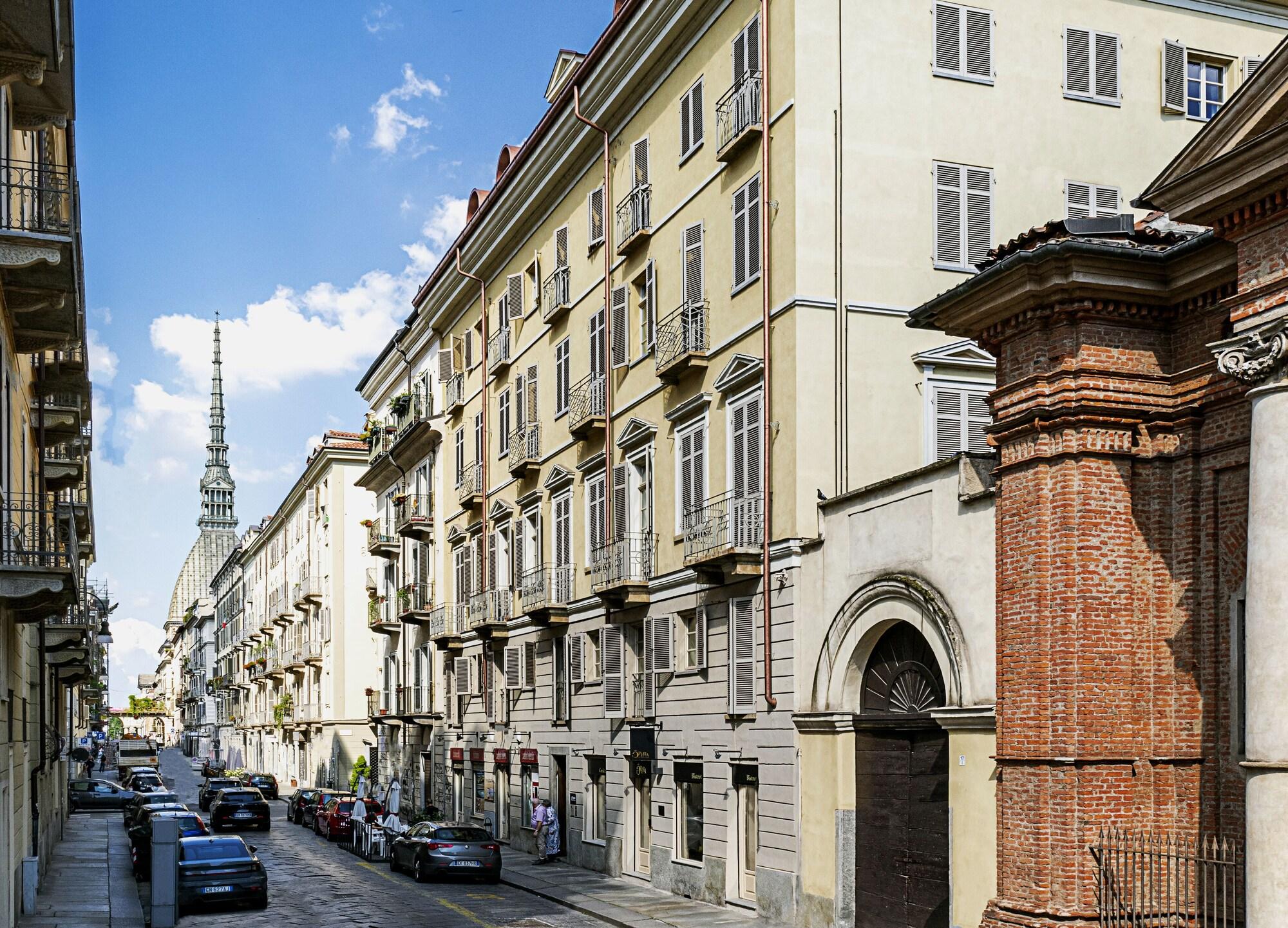 Varios Residenza dell'Opera