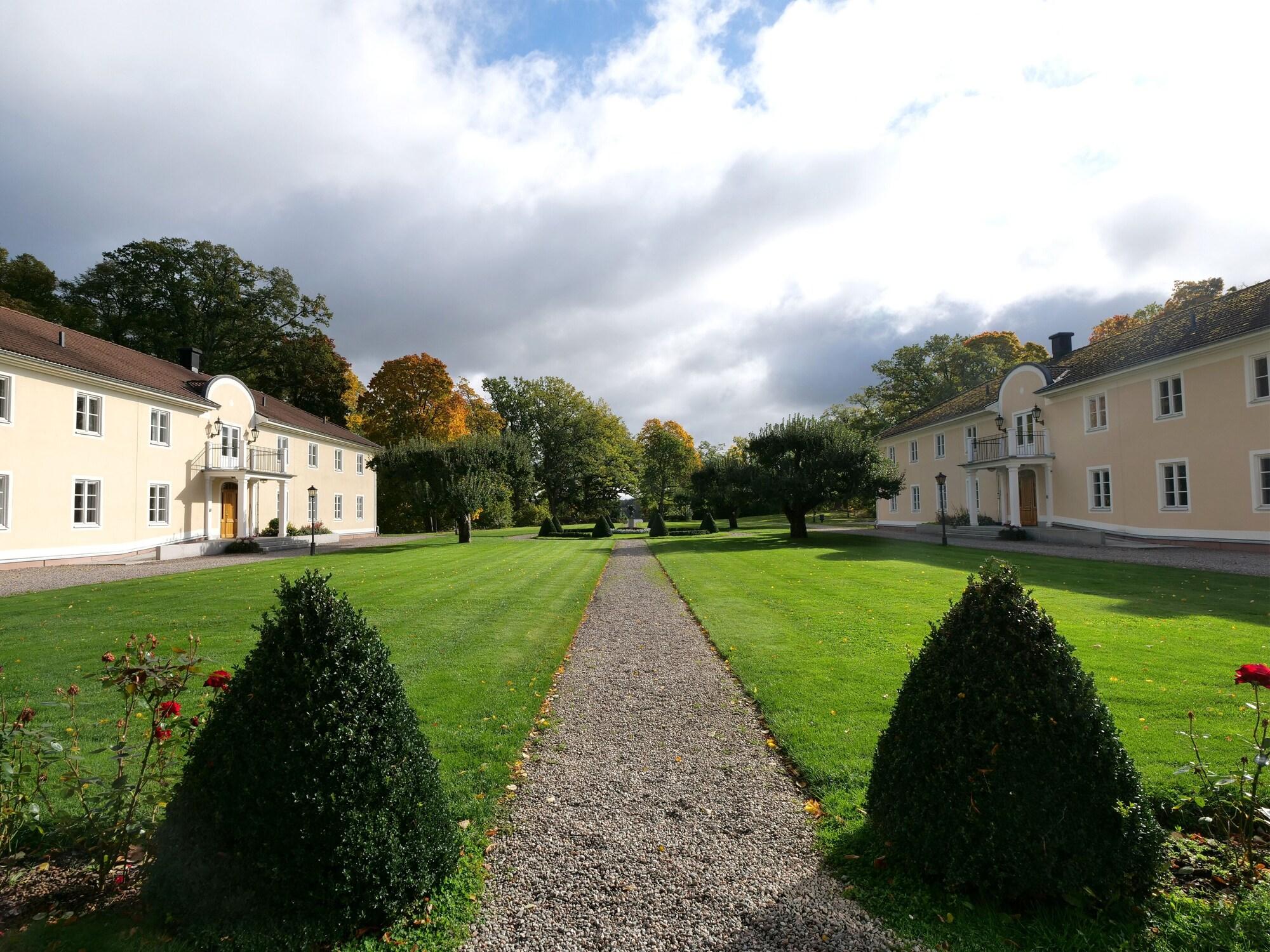 Vista Exterior Södertuna Slott