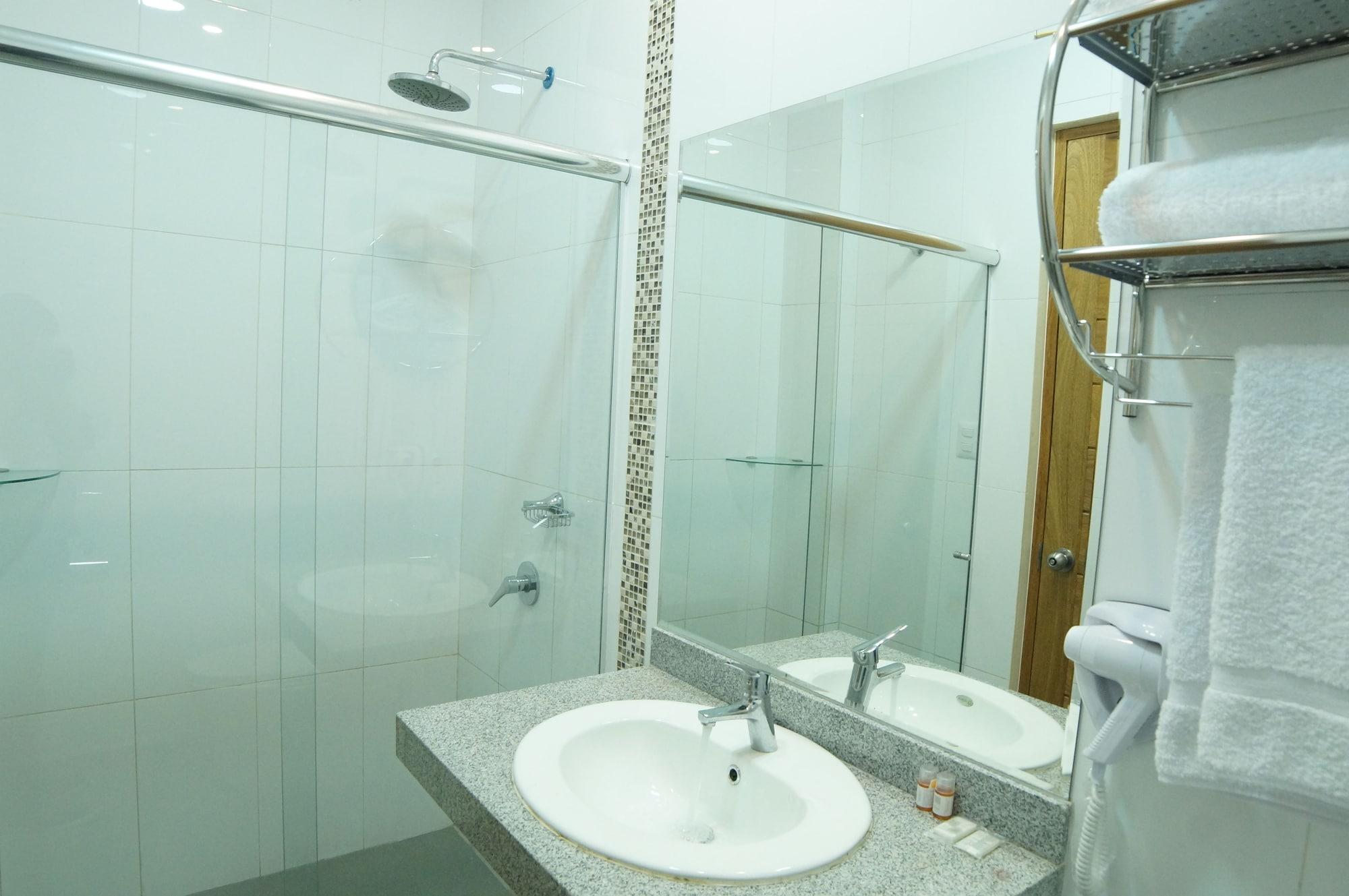 Equipamiento de Habitación Aguila Dorada Selva Hotel