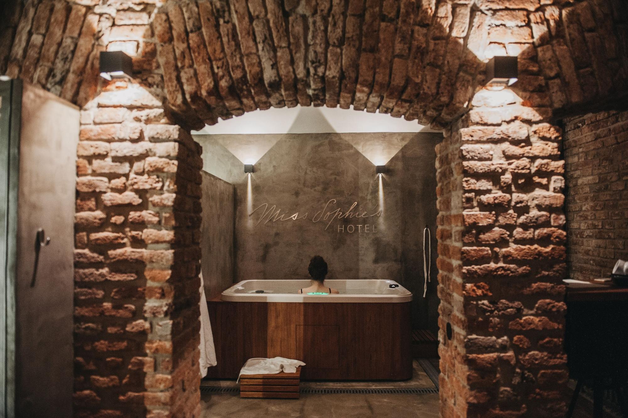 Spa Miss Sophie's New Town