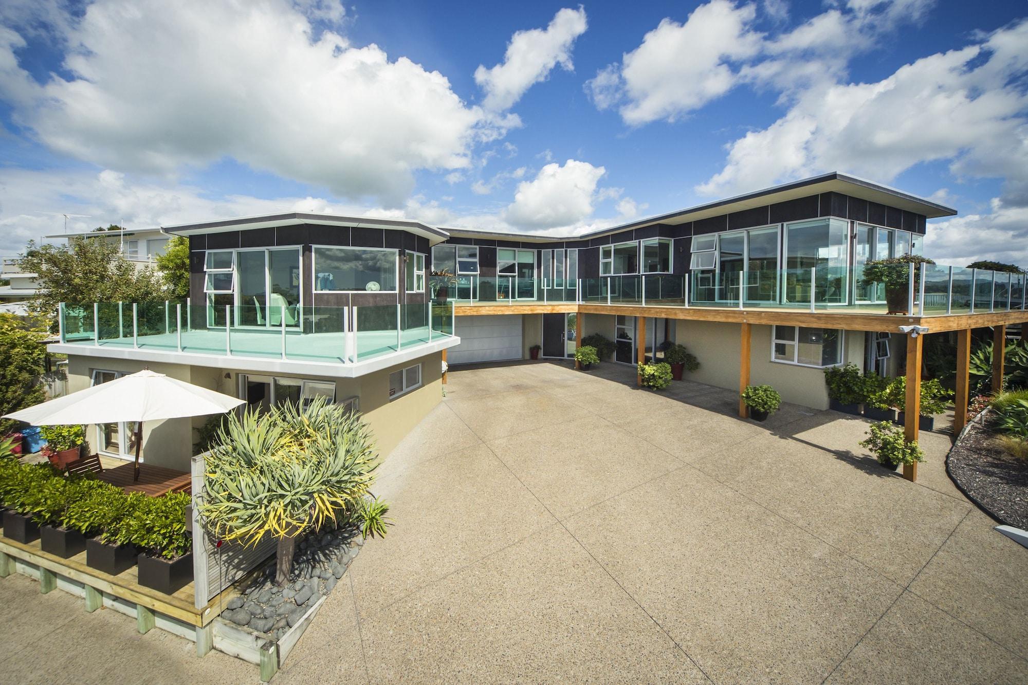 Varios Tahi Lodge - Matakana Coast