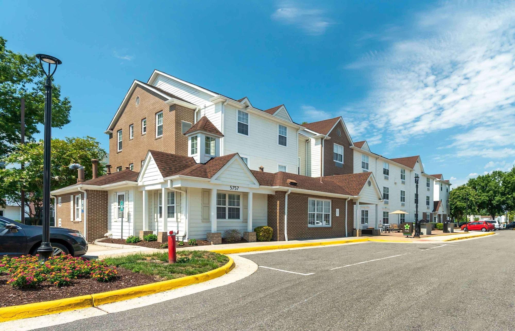 Vista Exterior Extended Stay America Suites - Norfolk - Virginia Beach