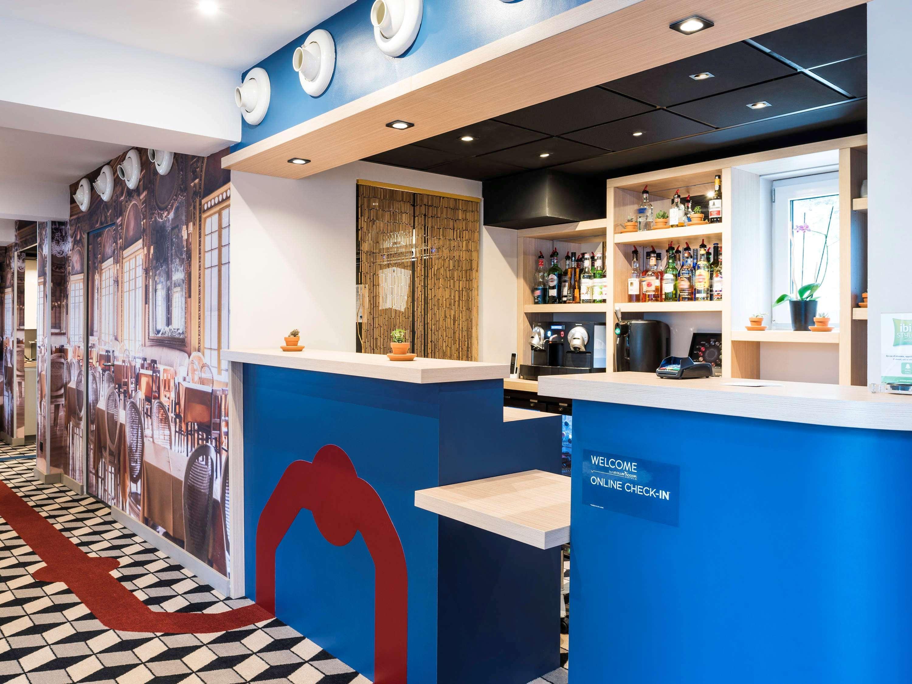 Bar/Salón ibis Styles Clamart Gare Grand Paris