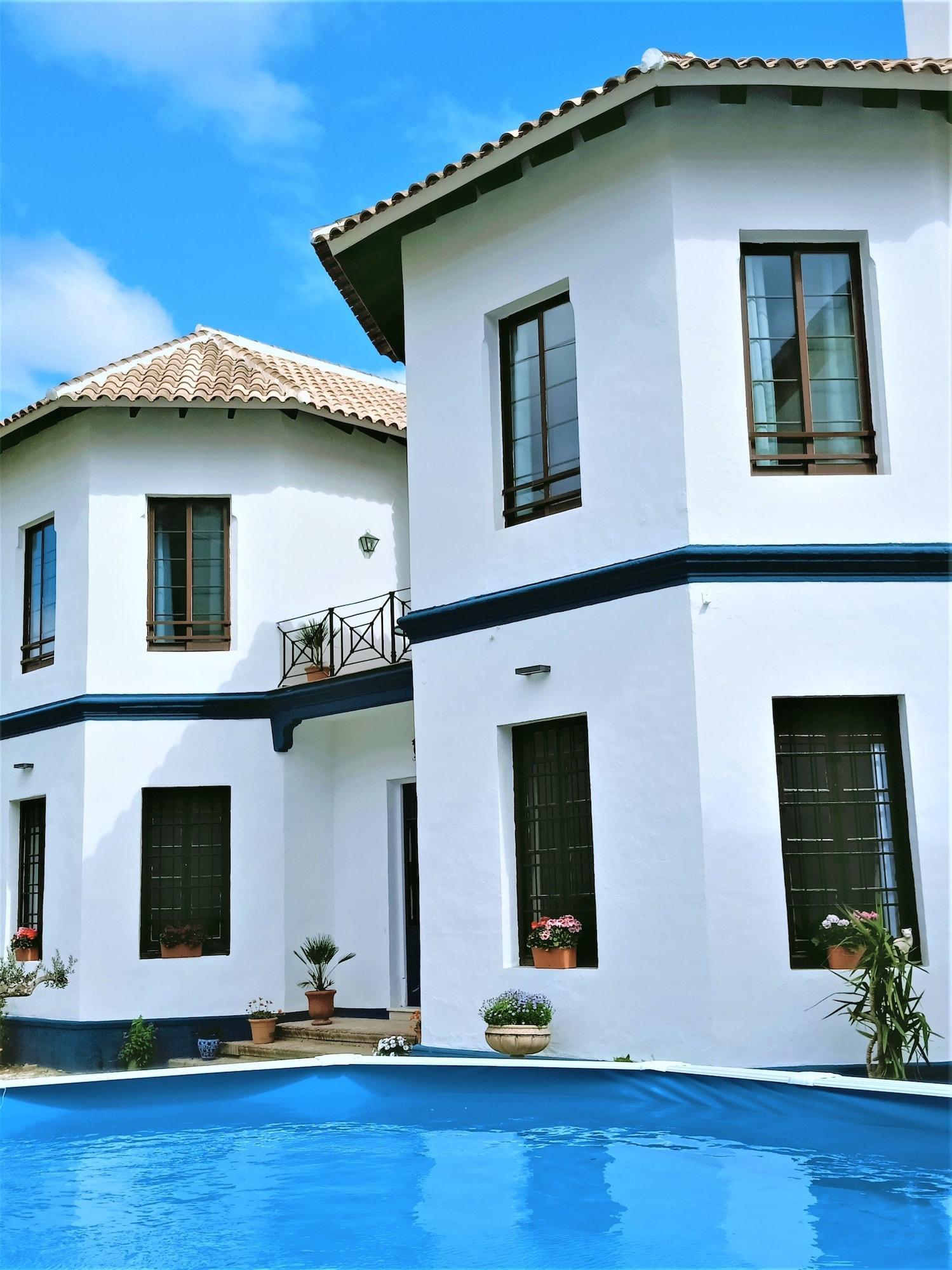 Vista Exterior El Cielo Azul