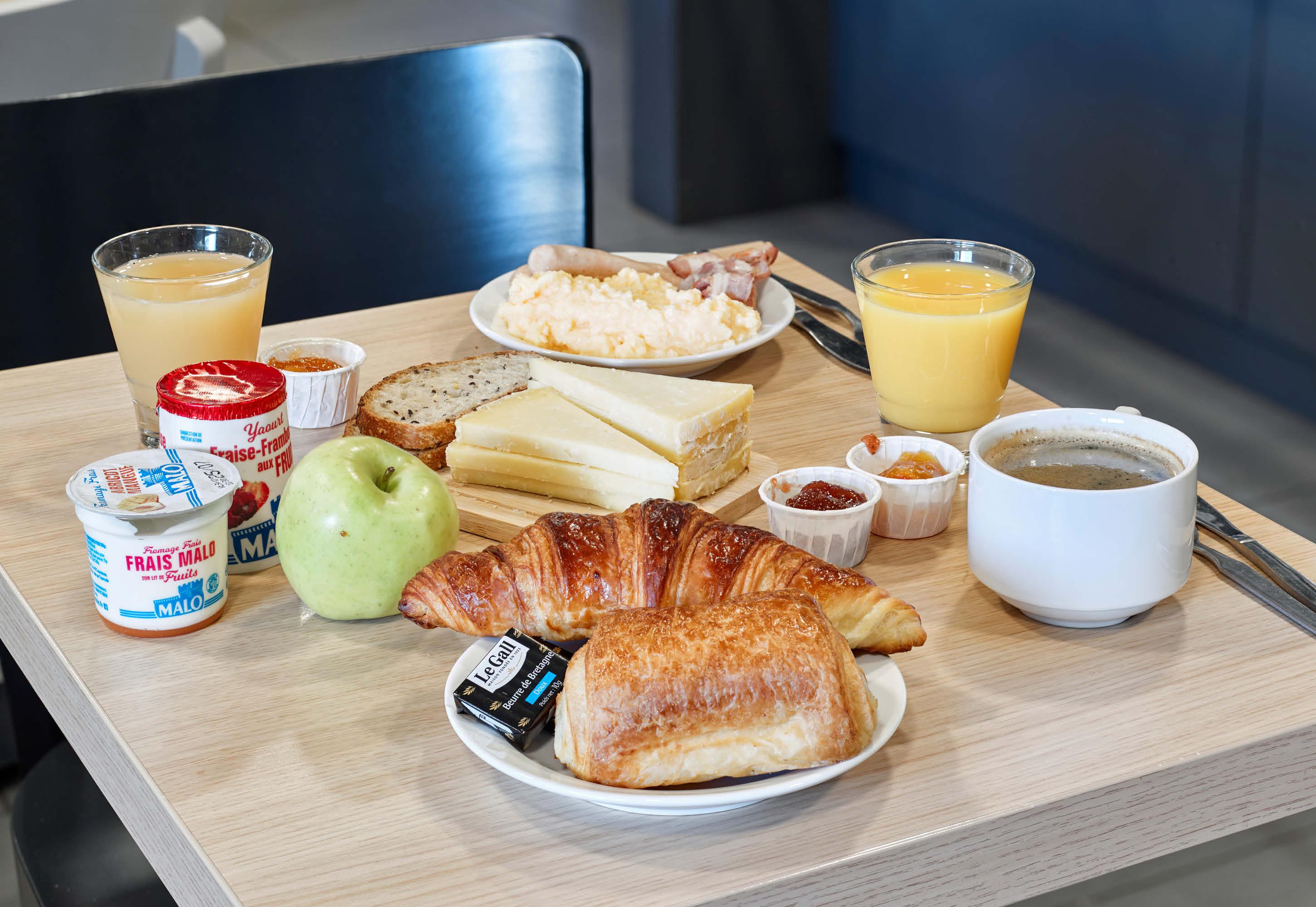 Restaurant B&B HOTEL Corbeil-Essonnes