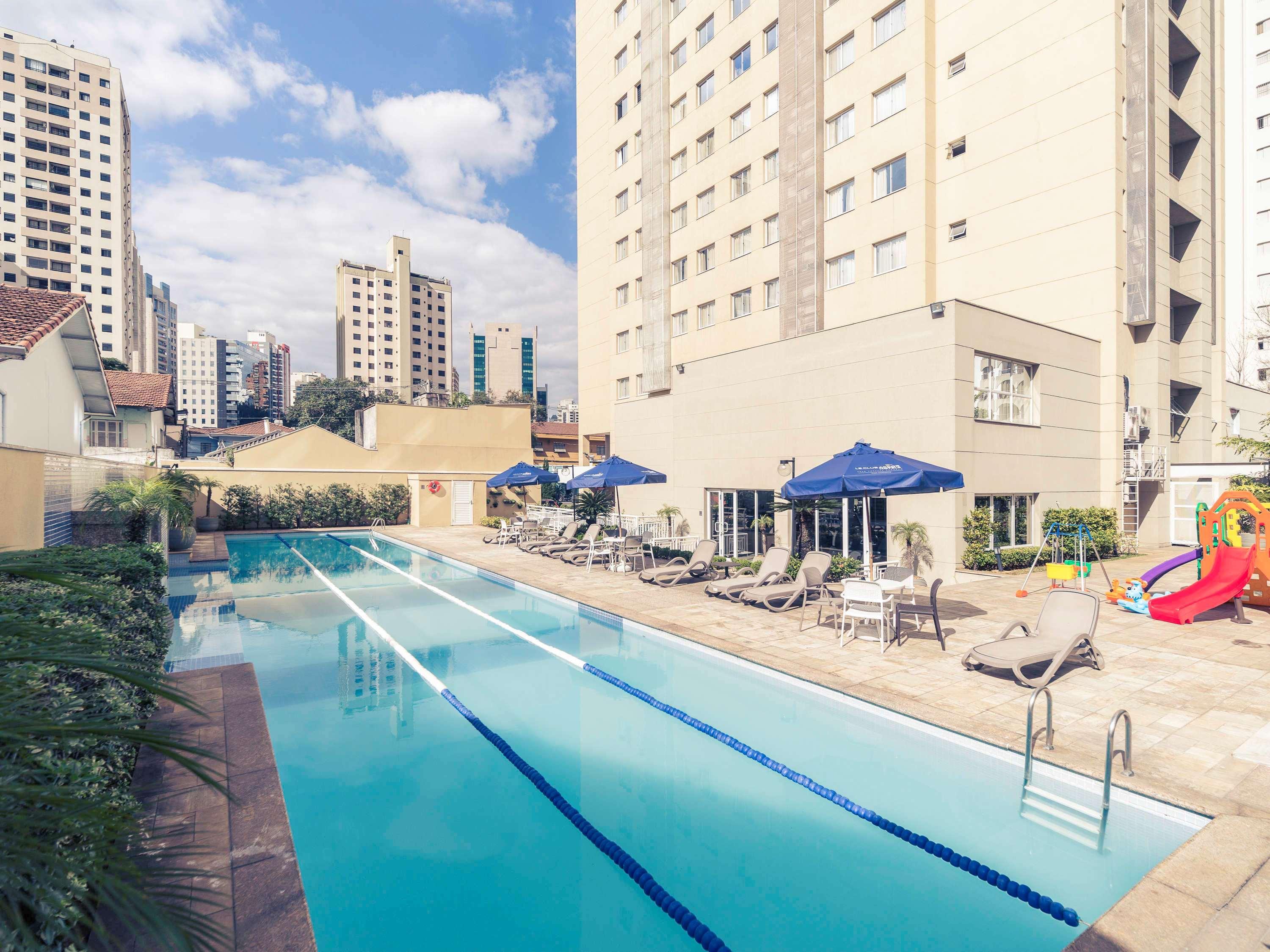 Vista Piscina Mercure SP Vila Olímpia