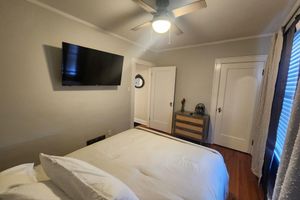 Alquiler Vacacional - Katherine's Cozy Bungalow! No Check-out List!! THREE bedroom with QUEEN beds!