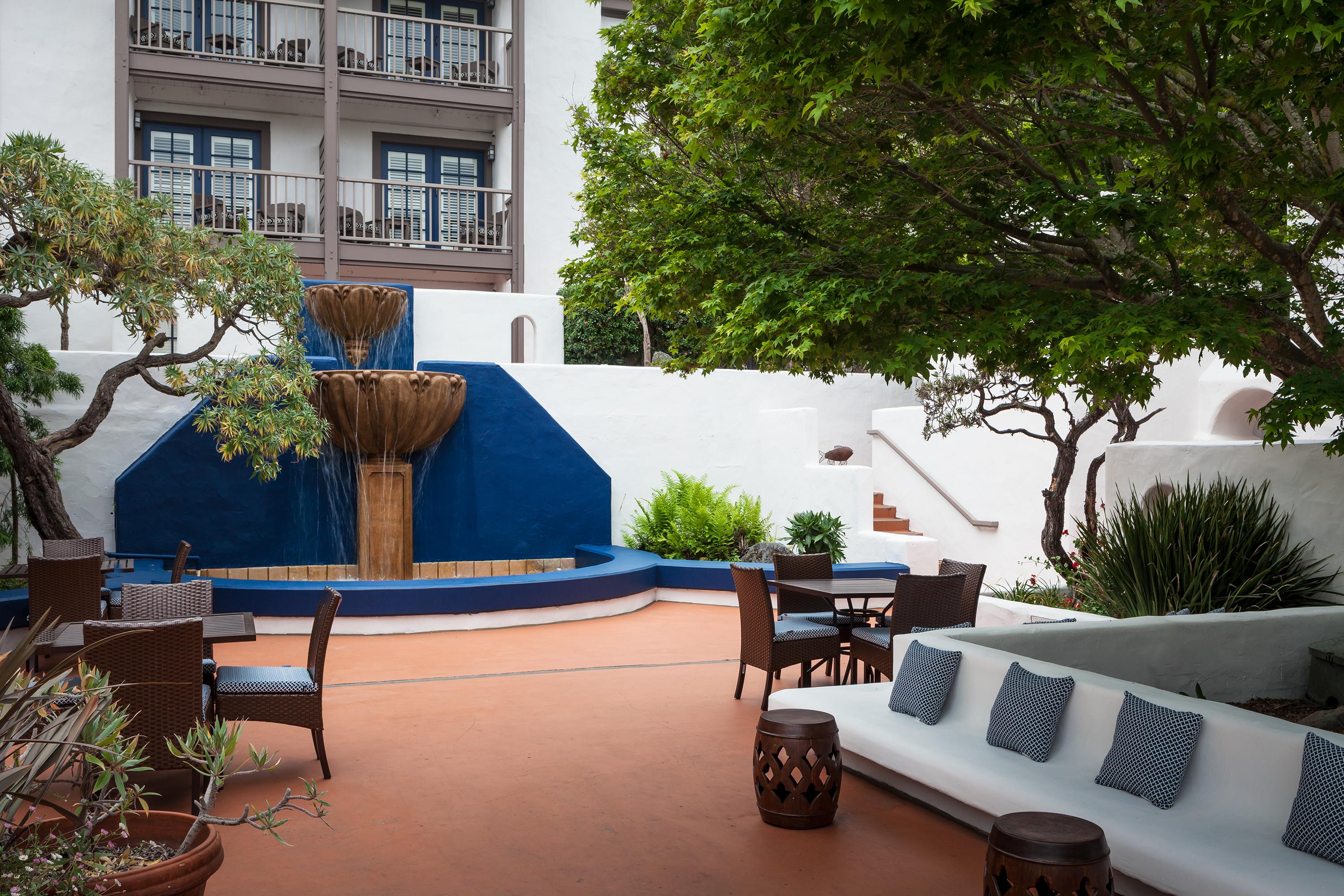 Varios Hotel Pacific