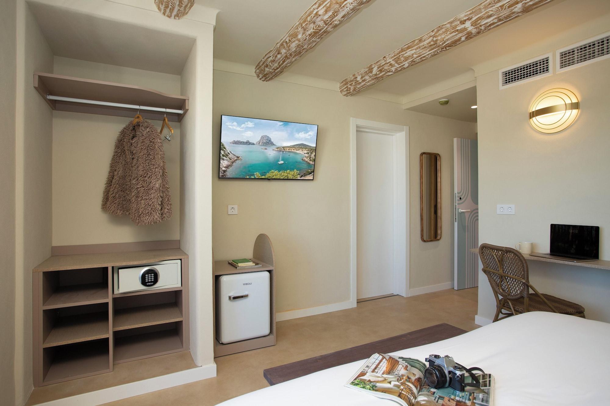 Equipamiento de Habitación Casual Bahía Ibiza Hotel