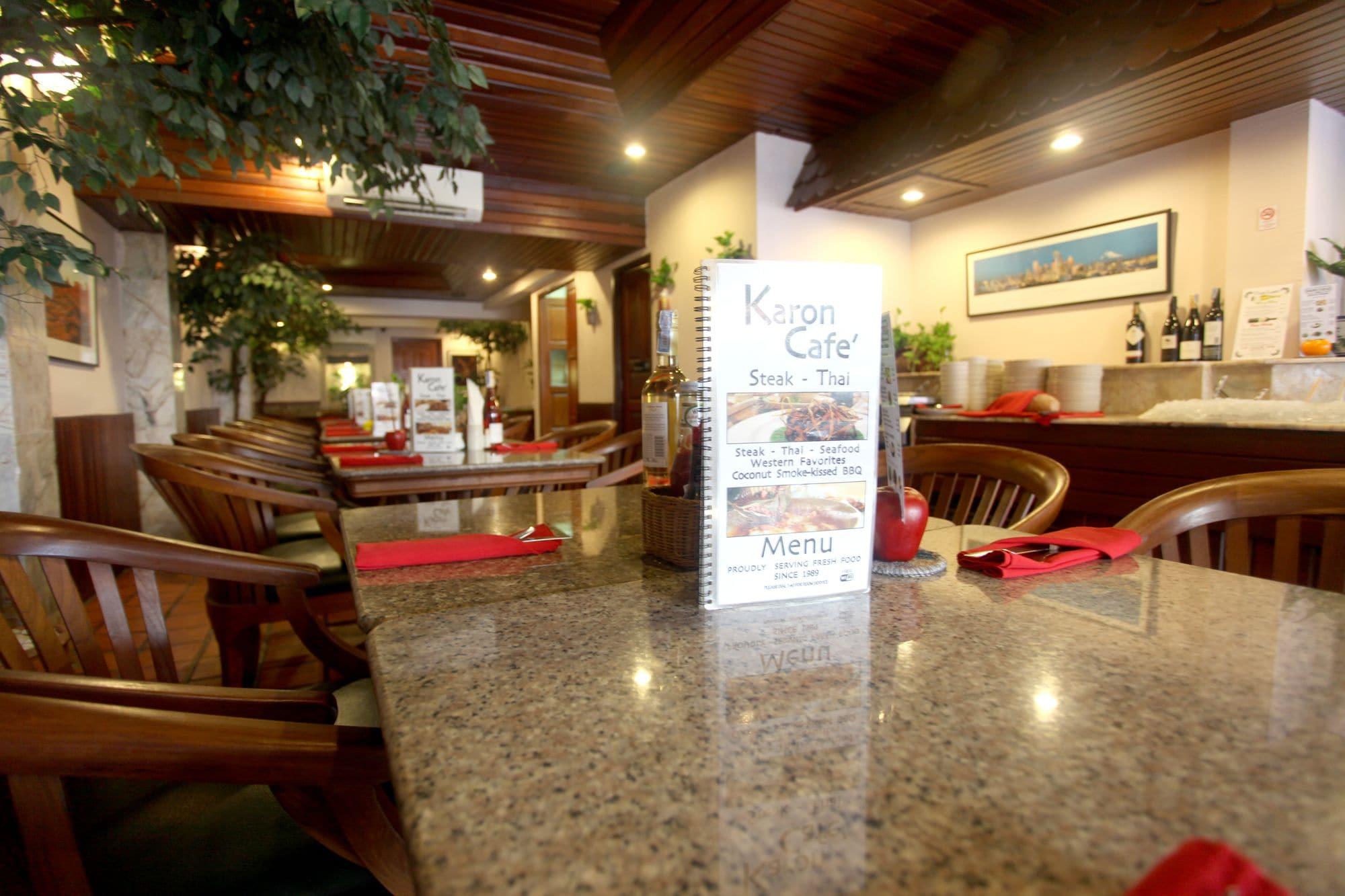 Vista Lobby Karon Café Inn