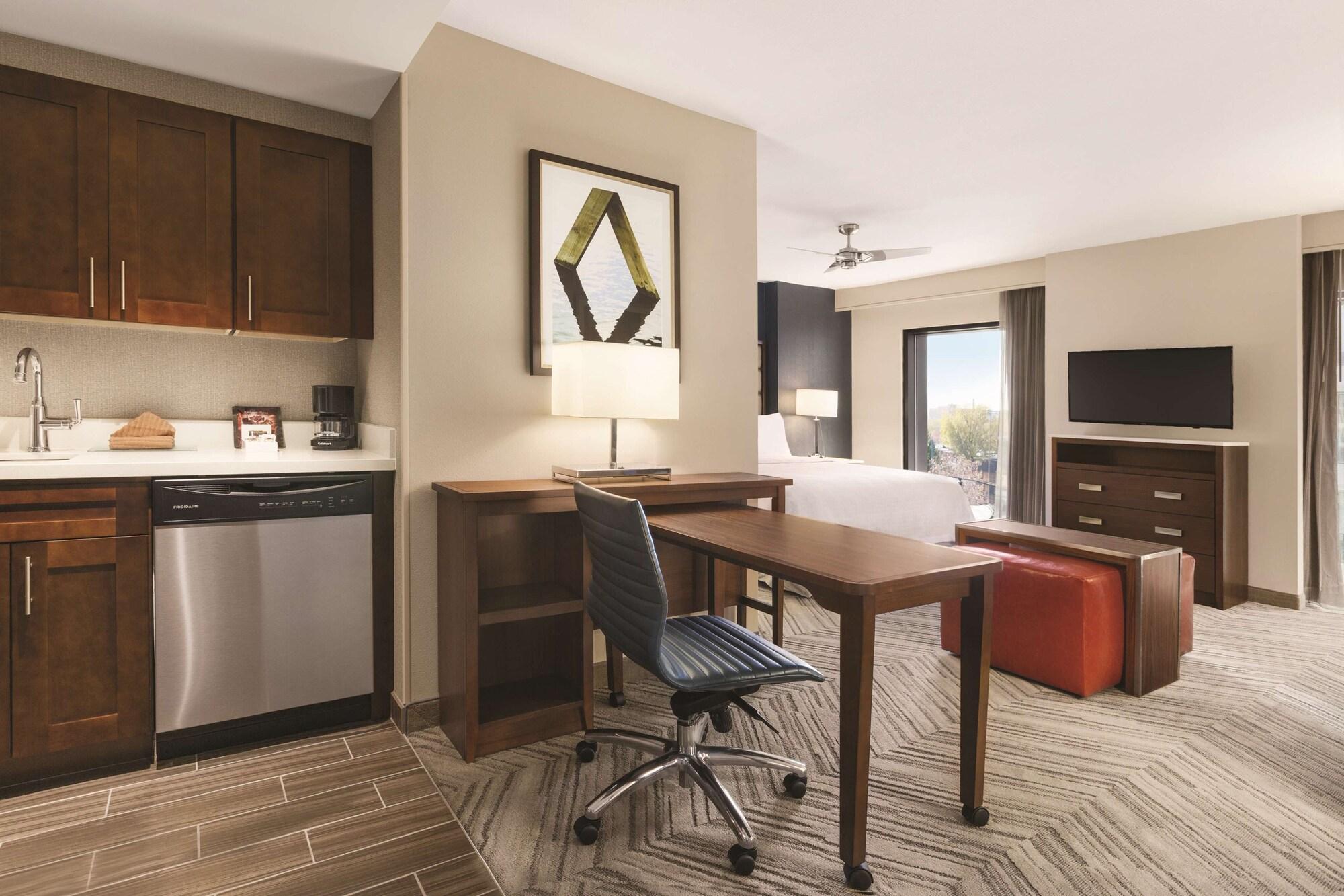 Guest room amenity Homewood Suites By Hilton Washington DC Navy Yard
