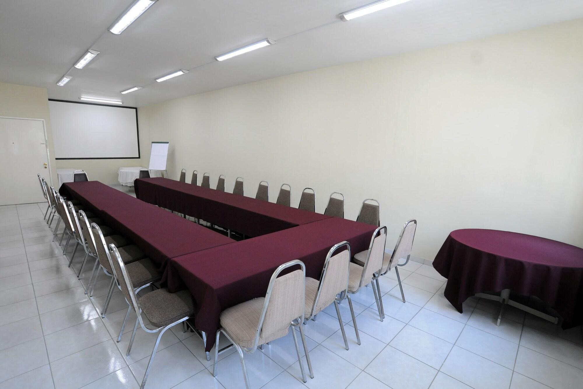 Centro de Negocios Hotel Plaza Sahuayo