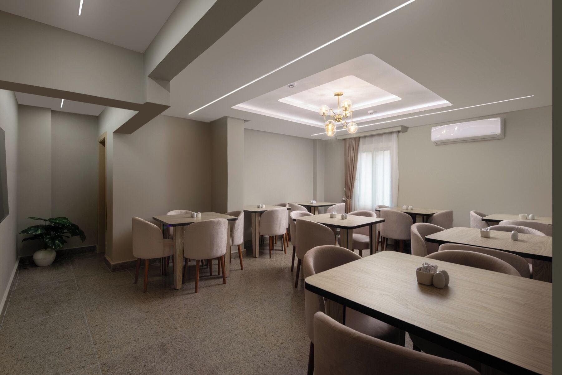 Restaurant Elegance Grand City Hotel