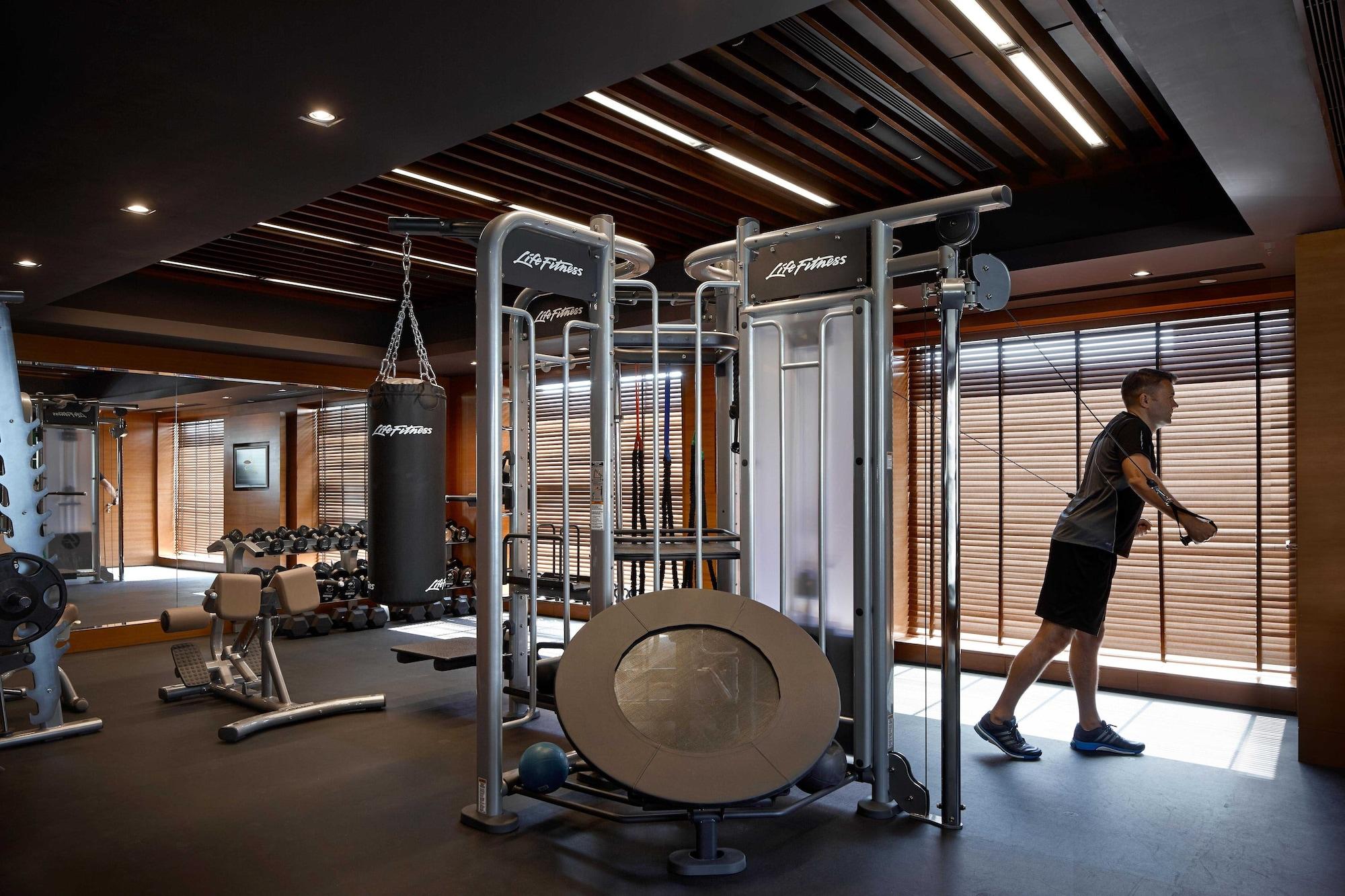 Gimnasio Mandarin Oriental, Hong Kong