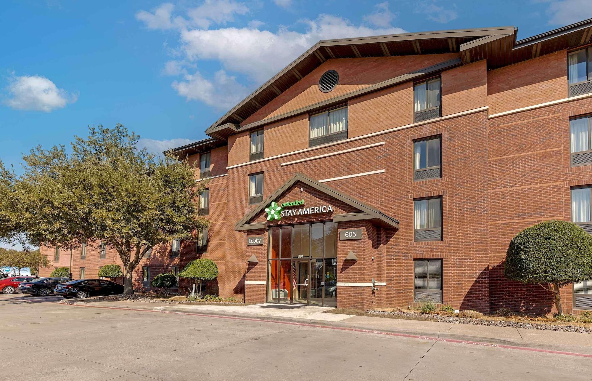 Vista Exterior Extended Stay America Select Suites Dallas Las Colinas