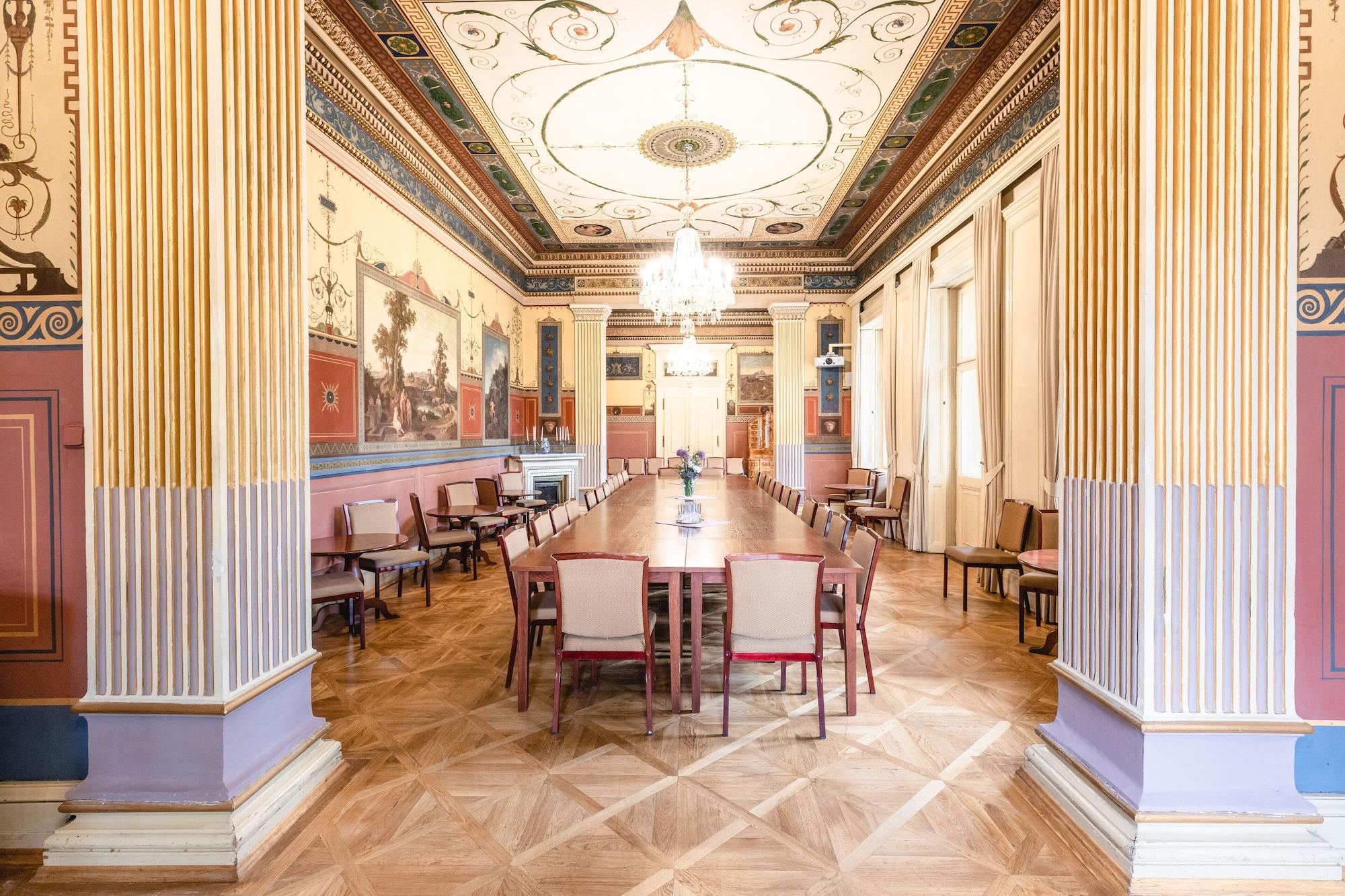Sala de Reuniones Vila Lanna