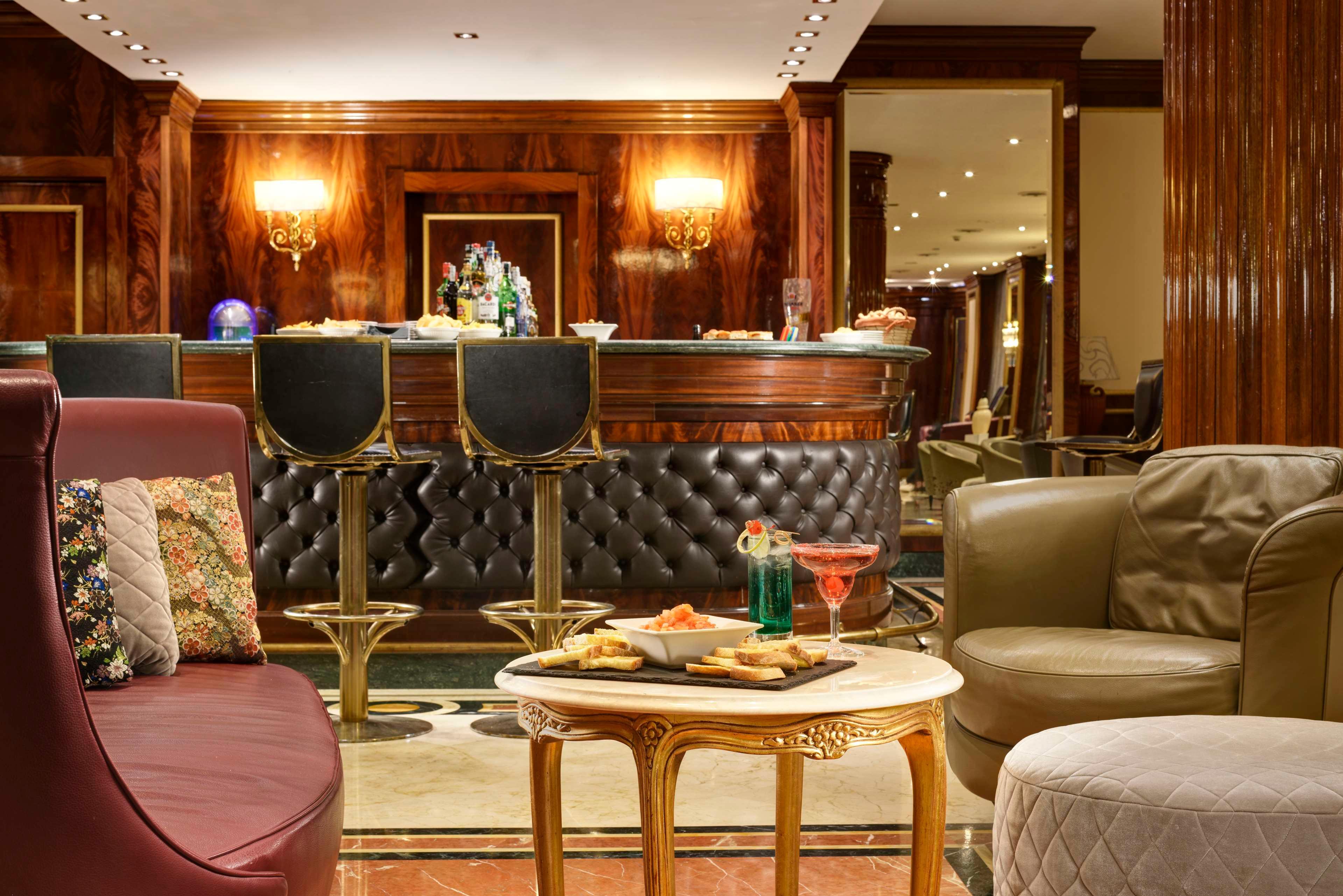 Bar/Salón UNA Hotels Scandinavia Milano