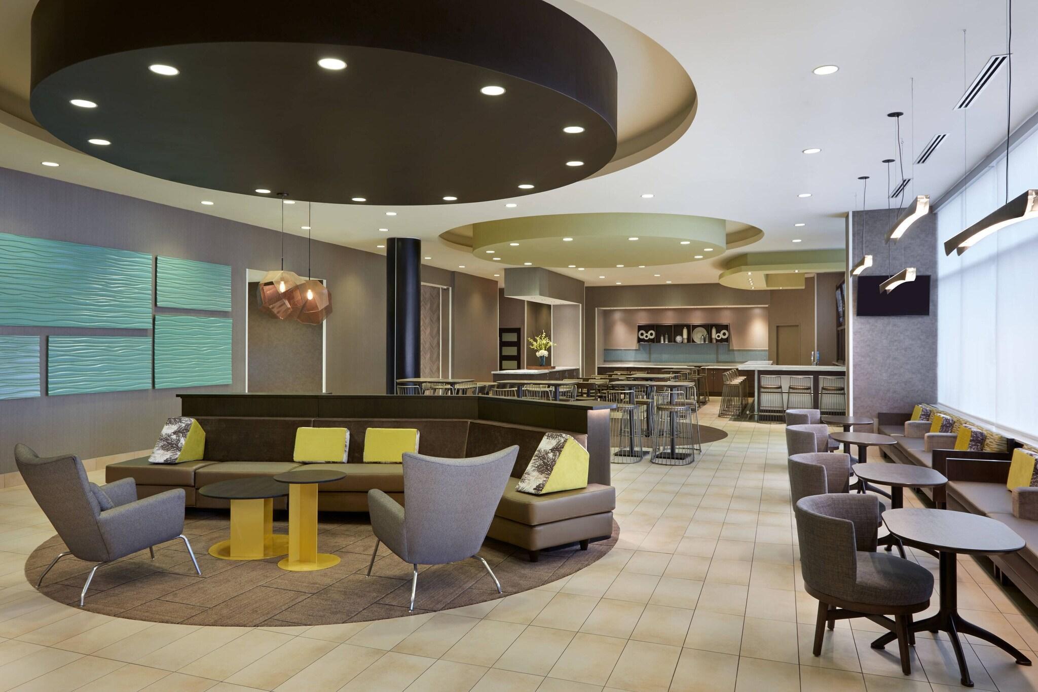 Vista Lobby SpringHill Suites by Marriott Toronto Vaughan