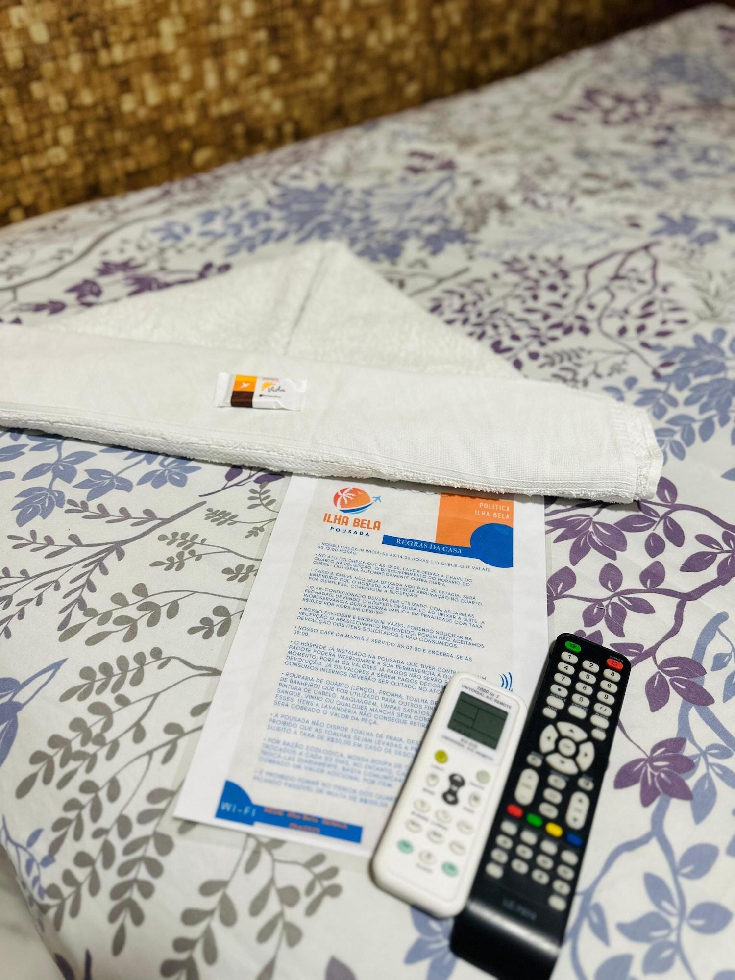 Comodidades do quarto Pousada Ilha Bela