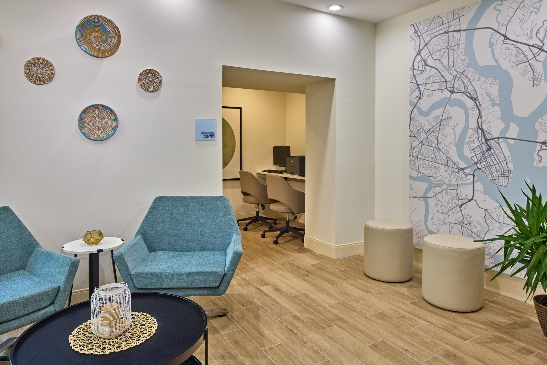 Vista Lobby Holiday Inn Express & Suites Charleston Dwtn - Westedge by IHG