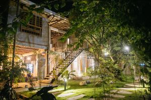 Alojamiento - The Flying Fish Hostel