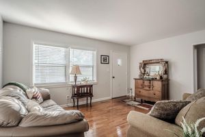 Alquiler Vacacional - Spacious 4 bed 1.5 bath home directly across Buffalo Trace Distillery.