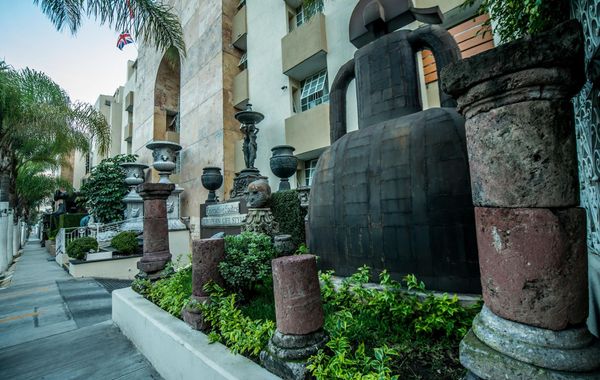 European Life Style Executive Suites & Gallery - Hoteles cerca de Andares en Guadalajara