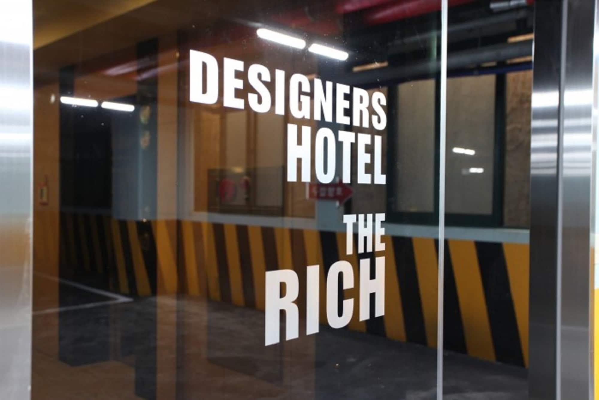Vista Exterior Designers Hotel The Rich
