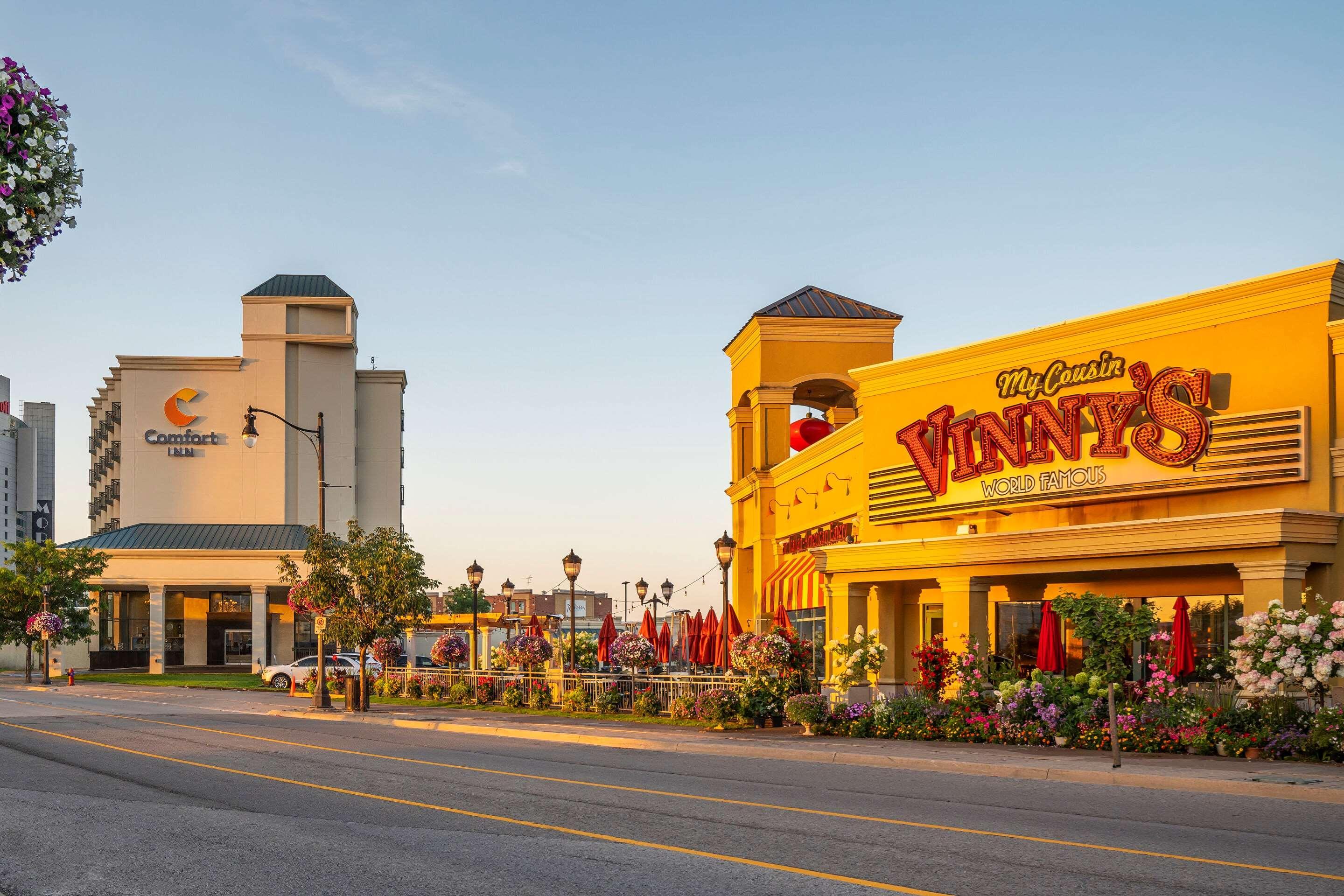 Restaurant Comfort Inn Fallsview
