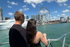 Actividad - Paseo en barco por las Casas de Famosos de Miami