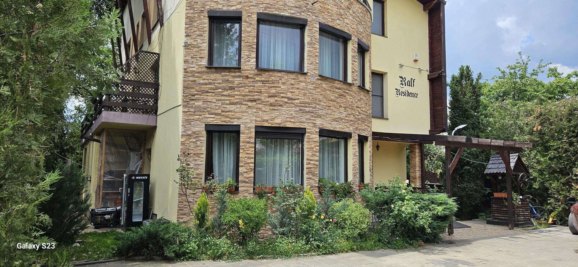 Vista Exterior VILA RALF