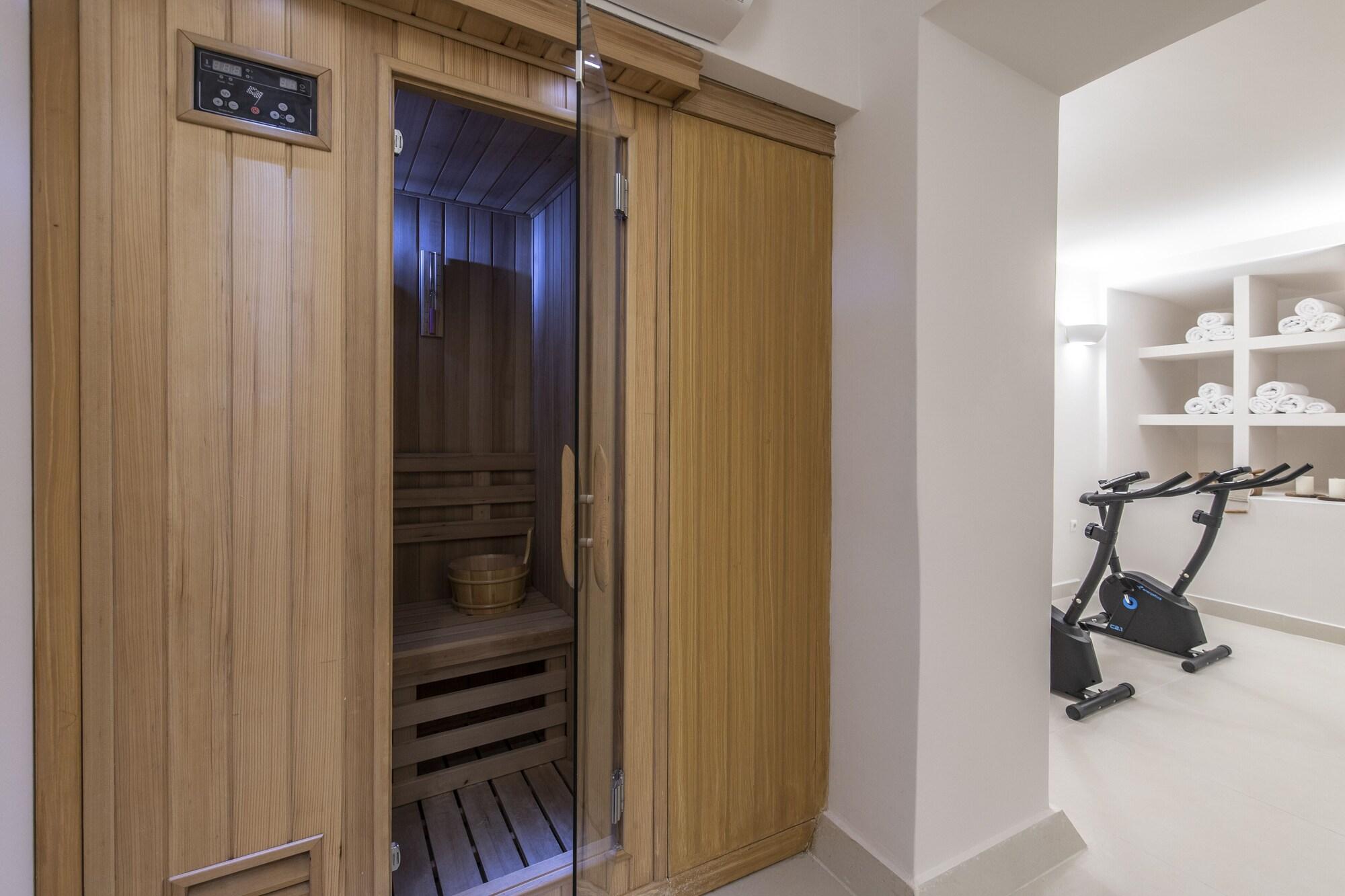 Spa Gallery Suites & Residences, Piraeus