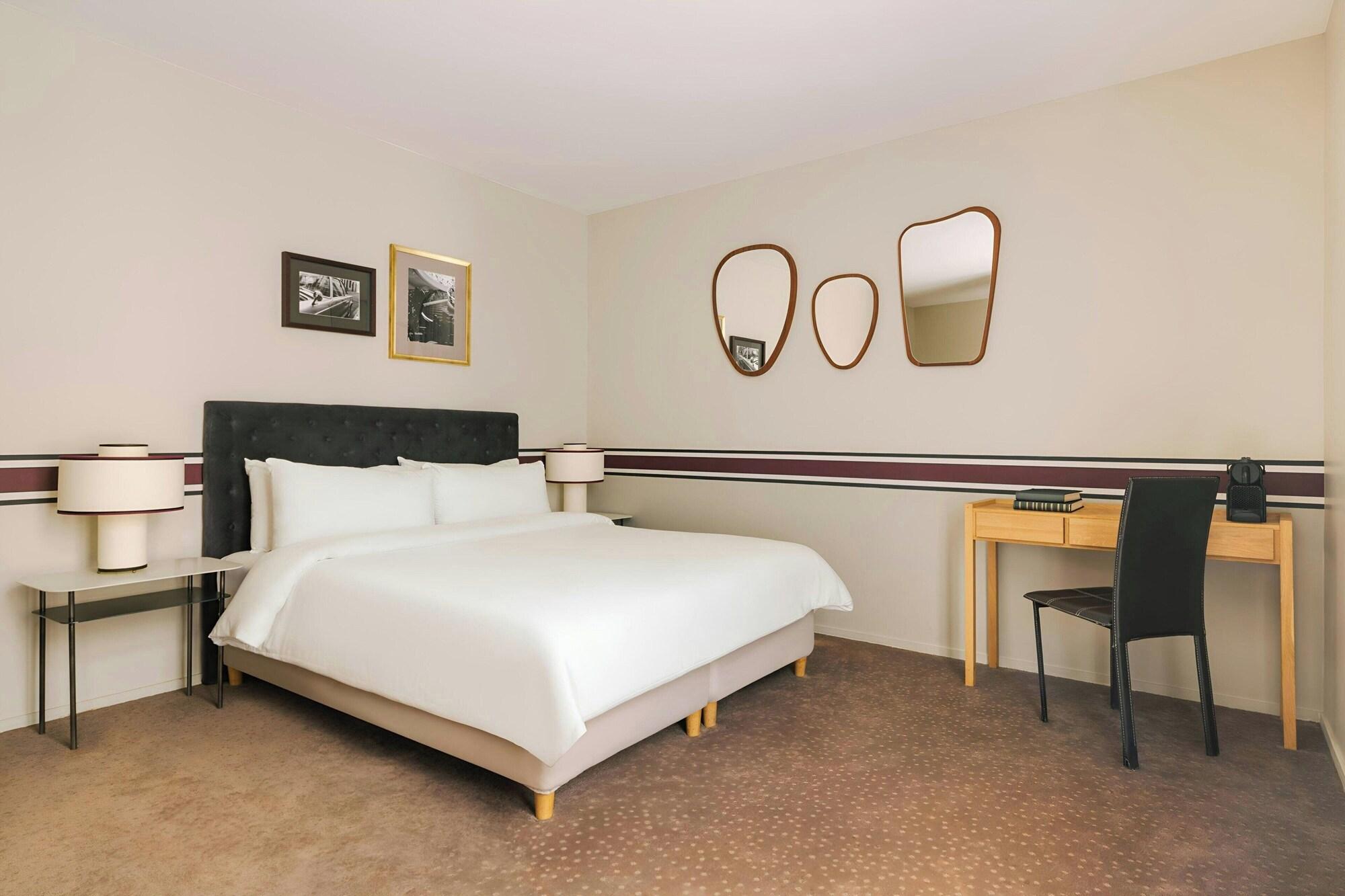 Varios Le Frochot Hotel Pigalle, Sonder by Marriott Bonvoy