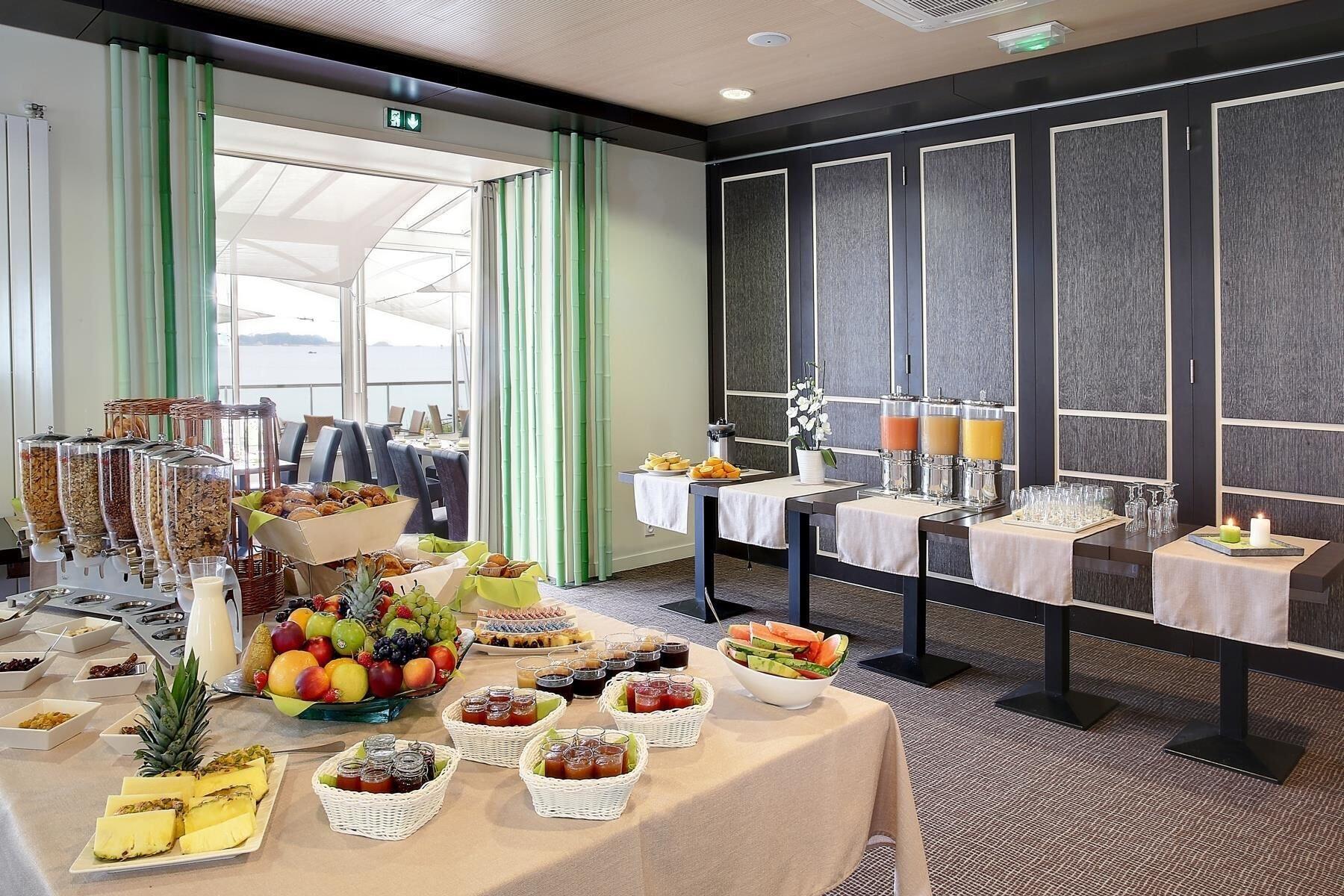 Restaurant Best Western Plus Les Terrasses De Brehat