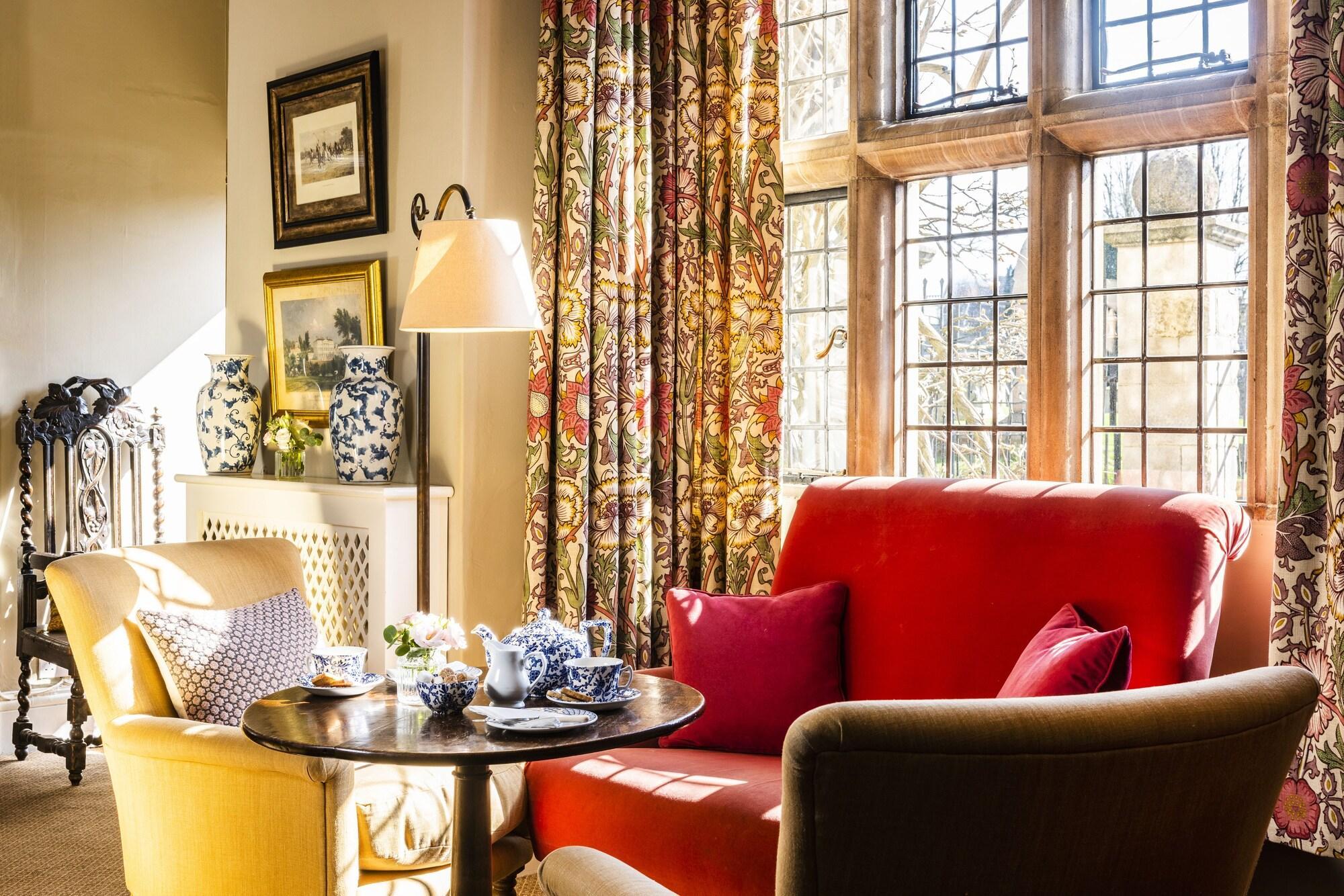 Vista Lobby The Old Bell Hotel