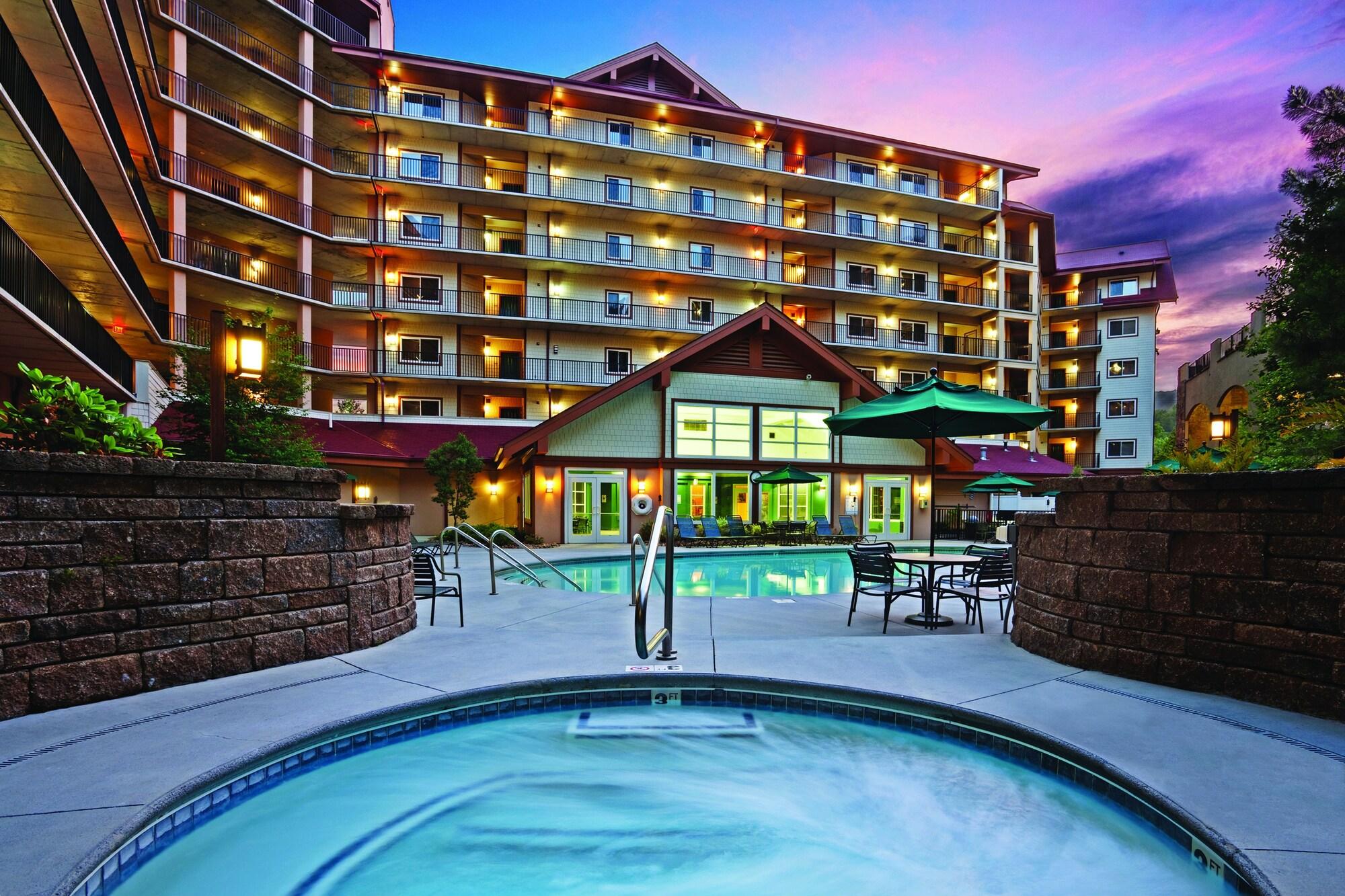 Vista Exterior Holiday Inn Club Vacations Smoky Mountain Resort by IHG