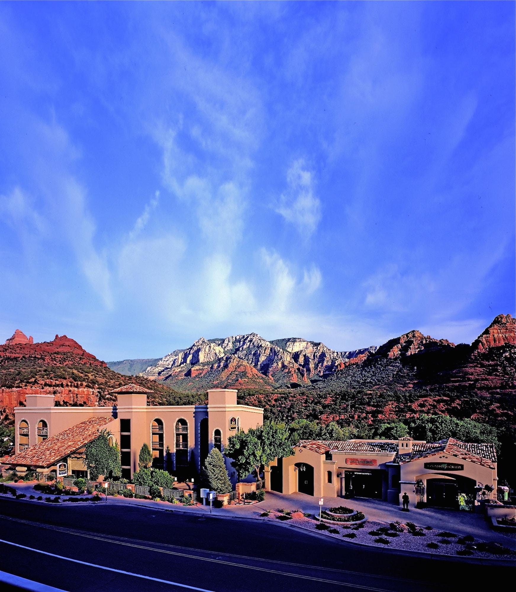 Vista Exterior Best Western Plus Arroyo Roble Hotel & Creekside Villas